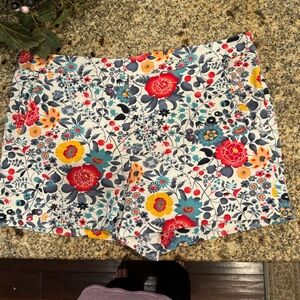 Ann Taylor Loft Flower Print Shorts Size 12